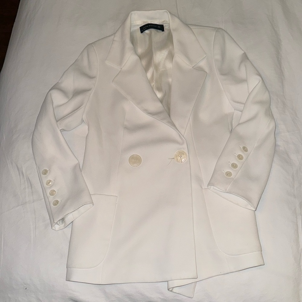 Zara White Blazer
